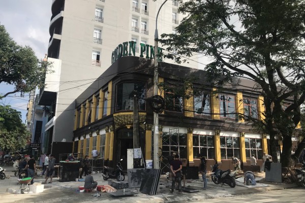 Golden Pine Bar